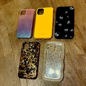 ✨EUC✨ IPHONE 11 PHONE CASE SET